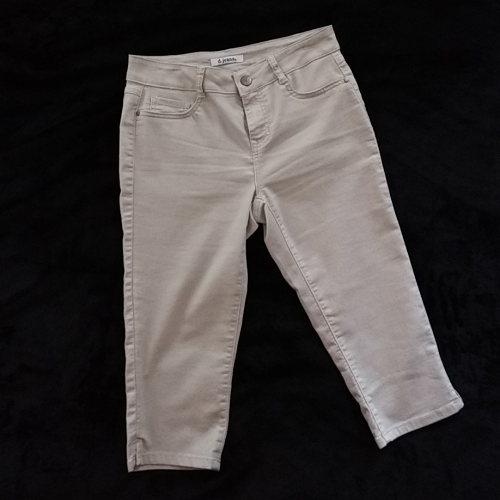 Beige Capris